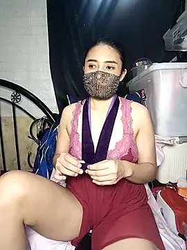 _Shimmerlyn_ Chat XXX in diretta