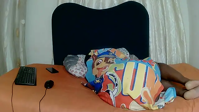 XXX chat uživo modela Exotic_FreakyQueen