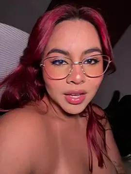 Chat XXX ao vivo de Zarahs_Blare1