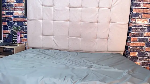 massimoferrera303av Show in webcam