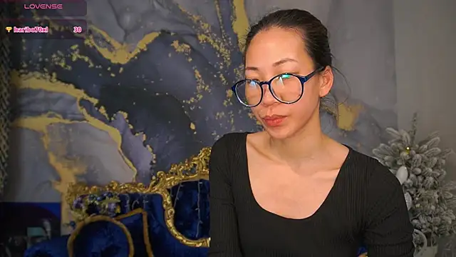 Czat XXX na żywo – Yen_Star