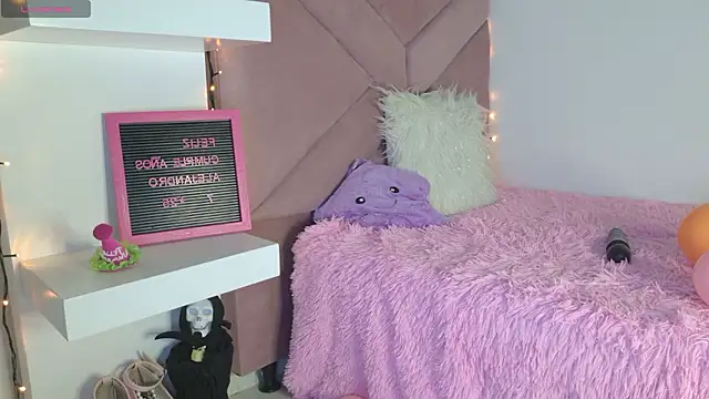 eva_sin18: απευθείας συνομιλία ΧΧΧ