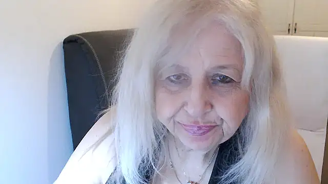 SusiLifeXXX live XXX chat