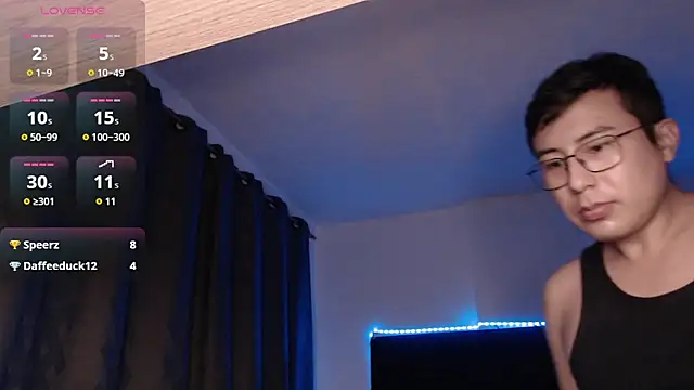 andrewmhilton_ Show Webcam