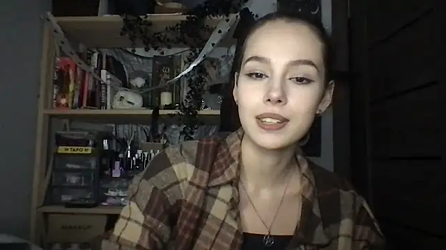 Chat +18 de Yuna5343 ao vivo