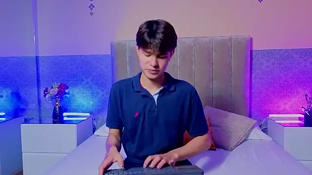 Derek_Sinn's Webcam Show