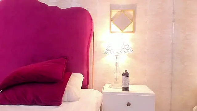 EllaEvanz's Live XXX Chat