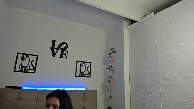 LinaBrowm 라이브 XXX 채팅