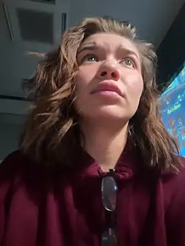 MilliDoll Chat XXX live