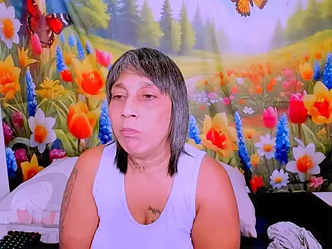 indianroxy's Live XXX Chat