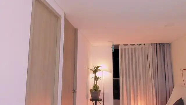 NikaVelvet1n Live XXX chat