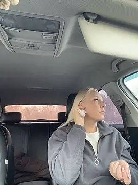 MerlinDave élő XXX-chatje