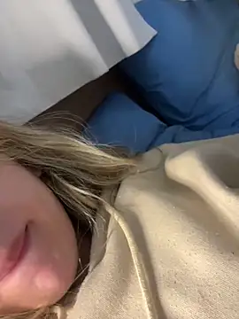 XXX chat uživo modela privsloirinha