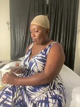 Cardiebae89's Live XXX Chat