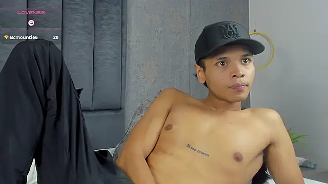 Webkamerová show Alejandroo_Montenegro