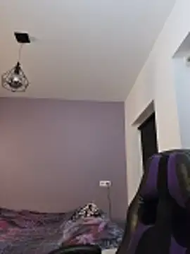 Živý XXX chat MiaRides19