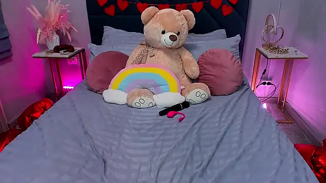 Chat XXX en directo de Curvy_Dynamite_