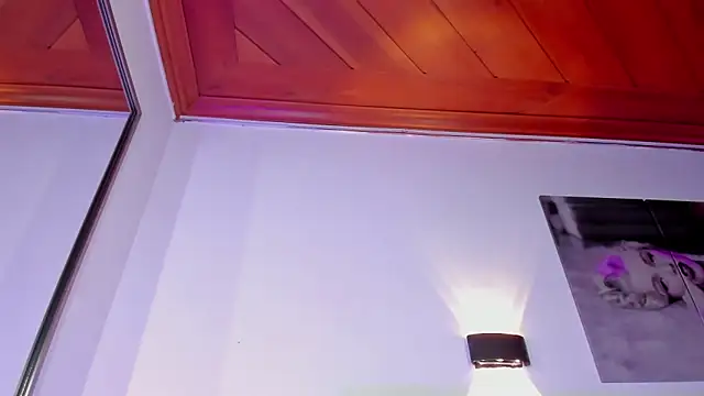 Chatroom XXX en direct de SharonLovee