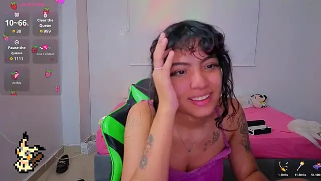 Chatroom XXX en direct de Lovelyamyy