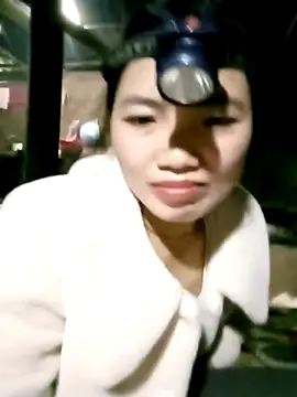 Chat XXX ao vivo de ngan-cute