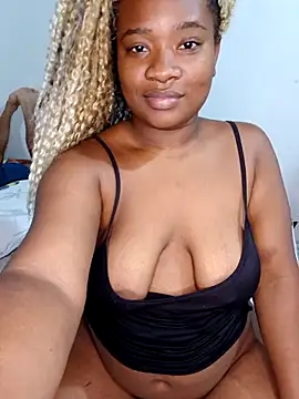 chanellmontes3 라이브 XXX 채팅