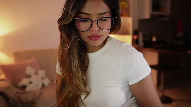 SaraParisi Chat XXX live