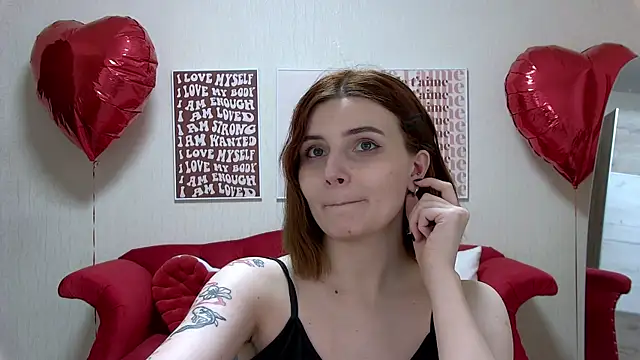 دردشة KellyStone الجنسية المباشرة