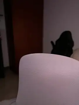 Zarahs_Blare1 Chat XXX live