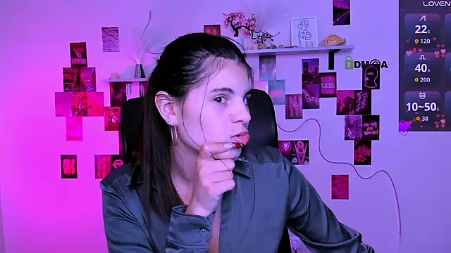 Онлайн чат XXX lizzie_boom_