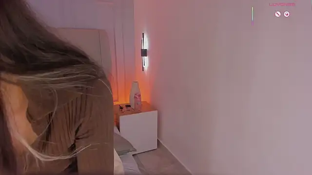 Chat +18 de luisah_ ao vivo