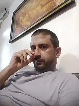 XxX_KING30 élő XXX-chatje