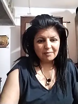 Jann_Riya333 Show in webcam