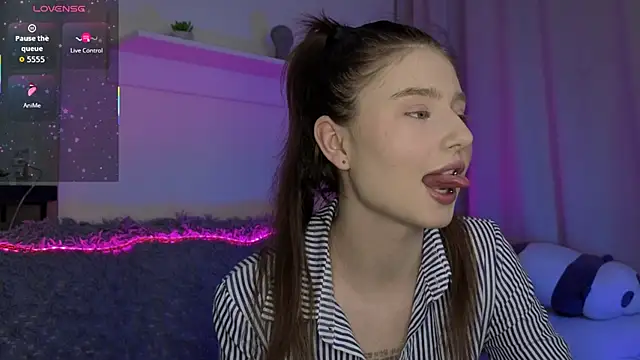 _Lua__ – Naživo XXX chat