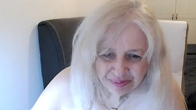 Chat +18 de SusiLifeXXX ao vivo