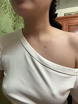 A_Ling 网络视讯表演