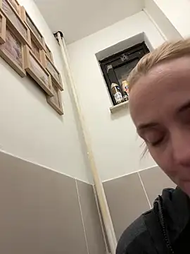 Chat +18 de missconly ao vivo