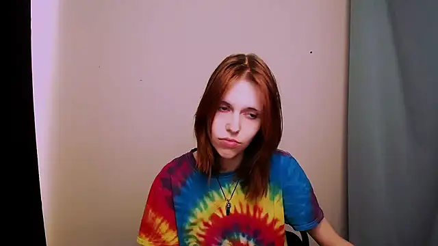 XXX chat uživo modela GuessMe___