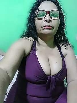 Amarantha25 élő XXX-chatje