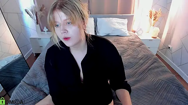 Chat XXX en directo de luna_c0ra