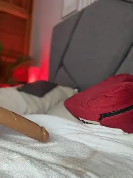 nicolette_sweet_ Adlı Modelin Canlı XXX Sohbeti