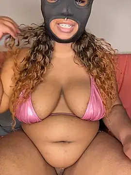 bonycaramel Chat XXX live