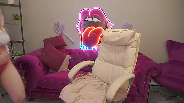 دردشة BellaLaPetit الجنسية المباشرة