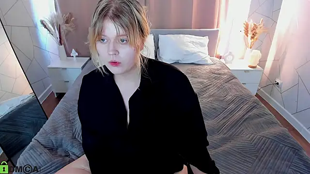 luna_c0ra 现场XXX聊天