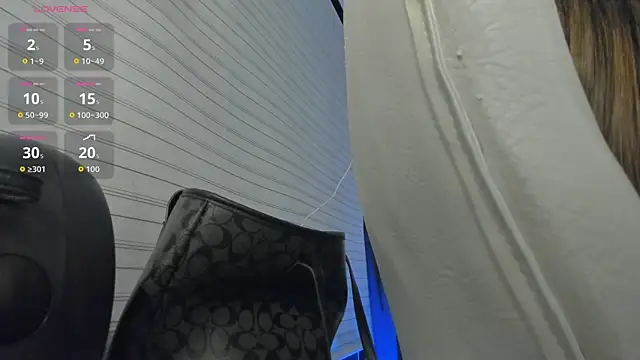 XXX chat uživo modela LunaBaker-1