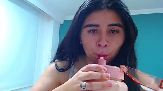 Chat XXX en directo de danna-_roouss