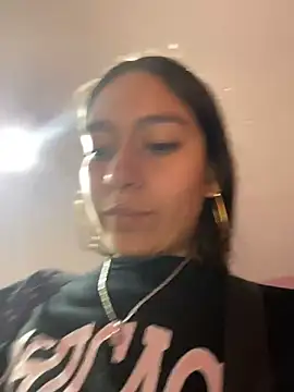 Alaska_euphoria Pertunjukan Webcam