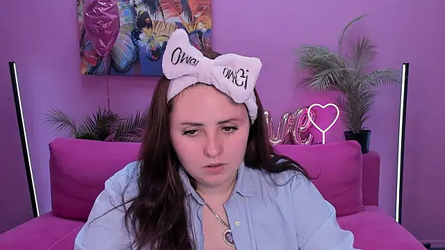 Czat XXX na żywo – Hennessy_bunny