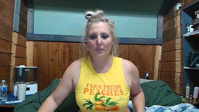 XXX chat uživo modela lisaxlovexxx