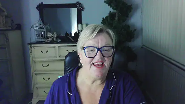 Živý XXX chat BridgetBlueEyes