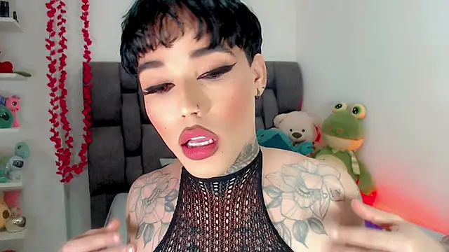 Chatroom XXX en direct de little_star_porn